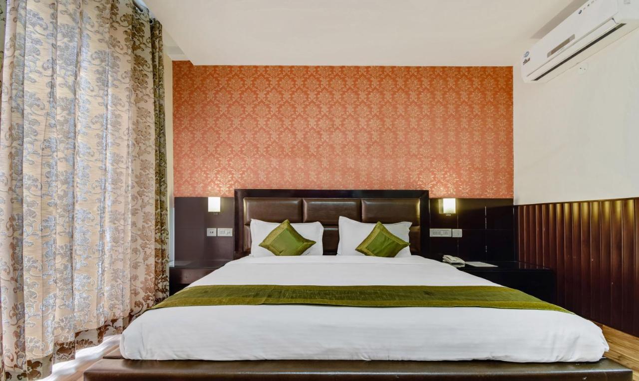 เดอะ ไวกูณฐ์ Hotel ดารัมซาลา ภายนอก รูปภาพ