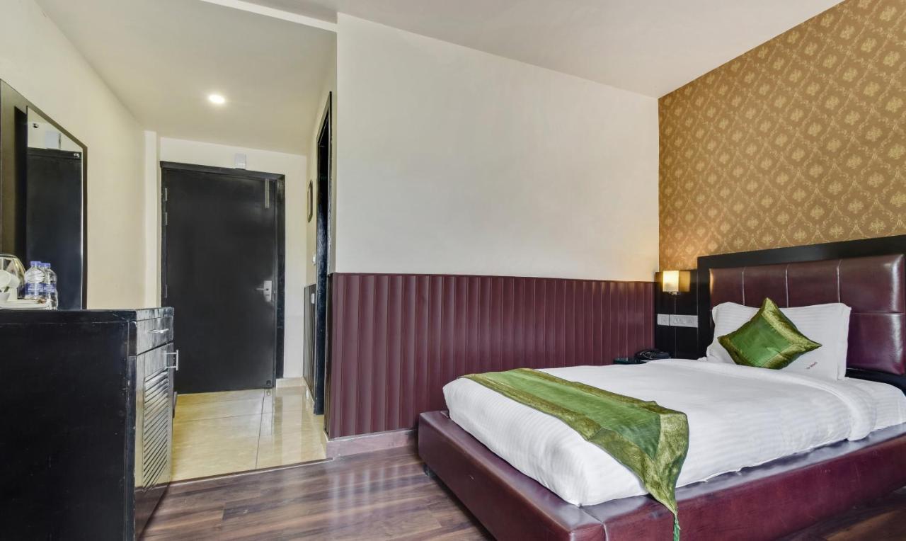 เดอะ ไวกูณฐ์ Hotel ดารัมซาลา ภายนอก รูปภาพ