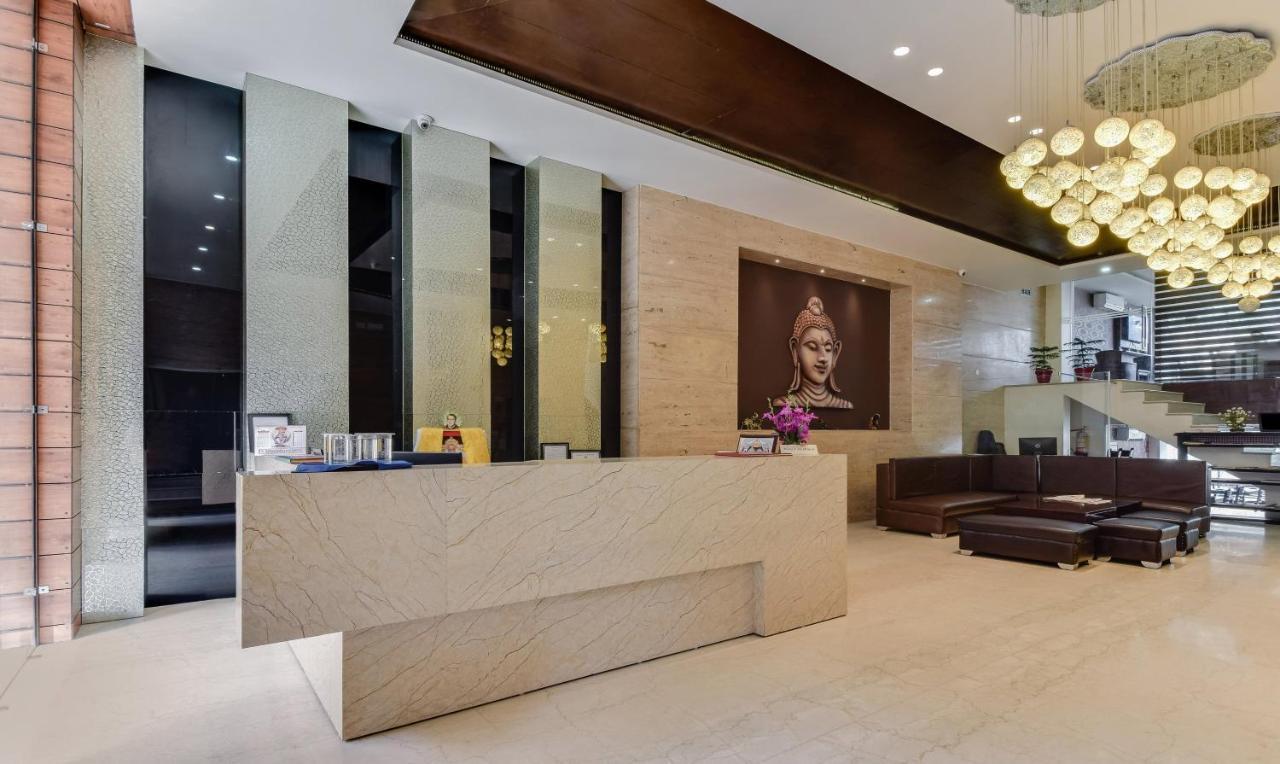 เดอะ ไวกูณฐ์ Hotel ดารัมซาลา ภายนอก รูปภาพ